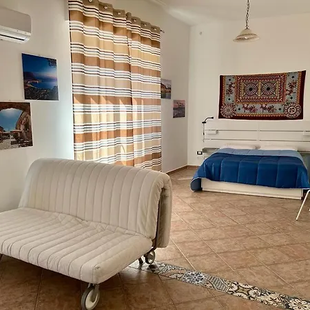 Guest house Nose *